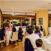 レストラン プランデルブ北鎌倉の会食の風景
