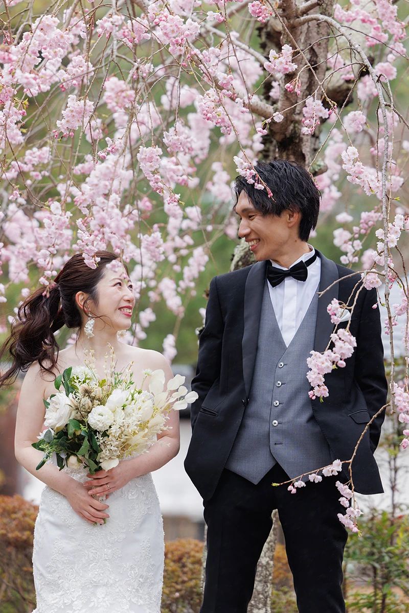 鎌倉・瑞泉寺の山奥で色打掛の和装前撮り、自然に囲まれた静かな婚礼ウェディングフォト