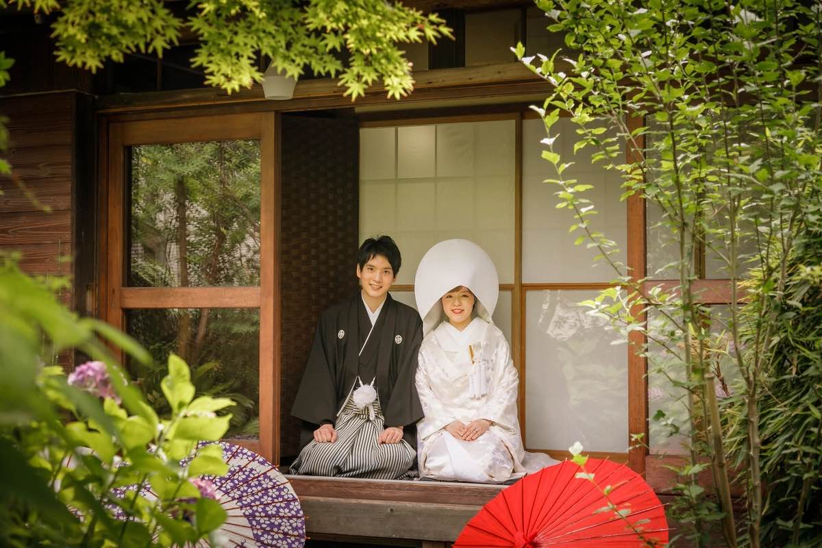 古民家スタジオ　縁側　白無垢