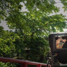 鎌倉・街並み/人力車 2022.05.04 人力車と和装が彩る、鎌倉の街並みでの伝統的な前撮り