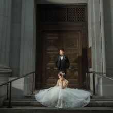 東京・日本橋 2021.06.30 洋装の花嫁姿を日本橋の趣ある建造物とともに残す前撮り写真