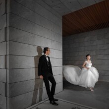 栃木・ザ・リッツ・カールトン,日光 2023.05.22 ザ・リッツ・カールトン,日光の重厚なエントランスで洋装前撮り