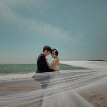 鎌倉・七里ガ浜 2023.04.28 七里ガ浜の広大な海を背景に、開放感あるウェディングフォトで永遠を刻む