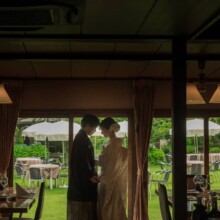 鎌倉山の自然とローストビーフ鎌倉山の上質な空間で、心に残る結婚写真を残す。