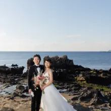 鎌倉・葉山海岸 2025.01.20 洋装が映える葉山の砂浜で、自然体のふたりを前撮りに