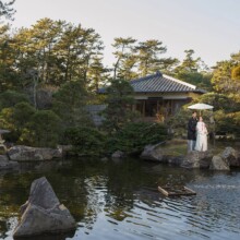 葉山しおさい公園の自然と紅葉に囲まれた、和装・白無垢での撮影