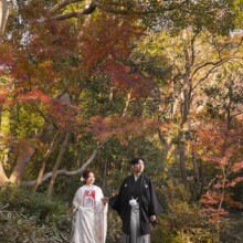 葉山しおさい公園の秋の彩りと白無垢が美しい、和装撮影