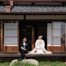 鎌倉・旧川喜多邸別邸での和装・洋装前撮り。趣ある日本家屋と四季の風景を残せる場所