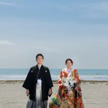 海辺の由比ガ浜で叶う、伝統とモダンが融合した和装前撮り